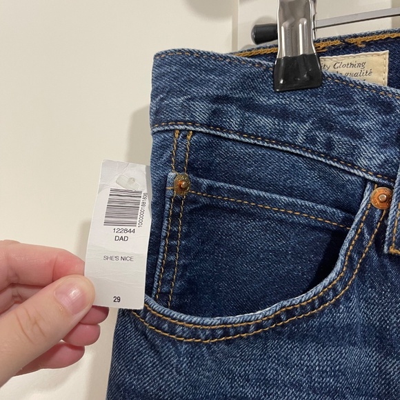 I SHIP PURO 😊 NWT Levi's Dad Jean - Mid-rise loose jeans - Indigo blue - Sz 29 - Picture 5 of 13